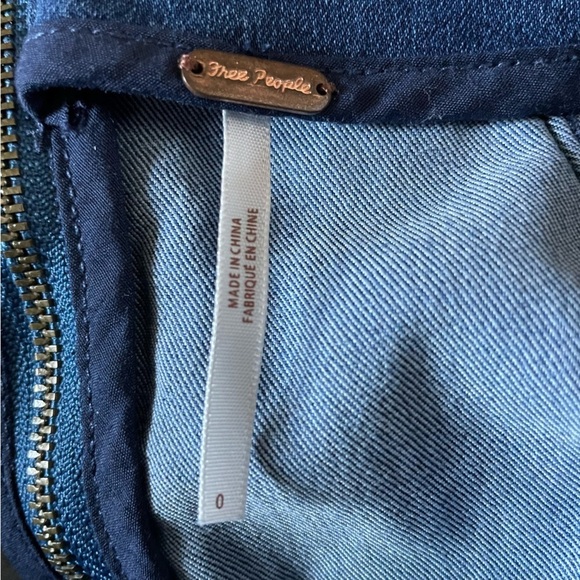 Free People Two Tone Multi Panel Stretch Denim Zip Back Mini Skirt EUC Size 0 - Picture 9 of 12